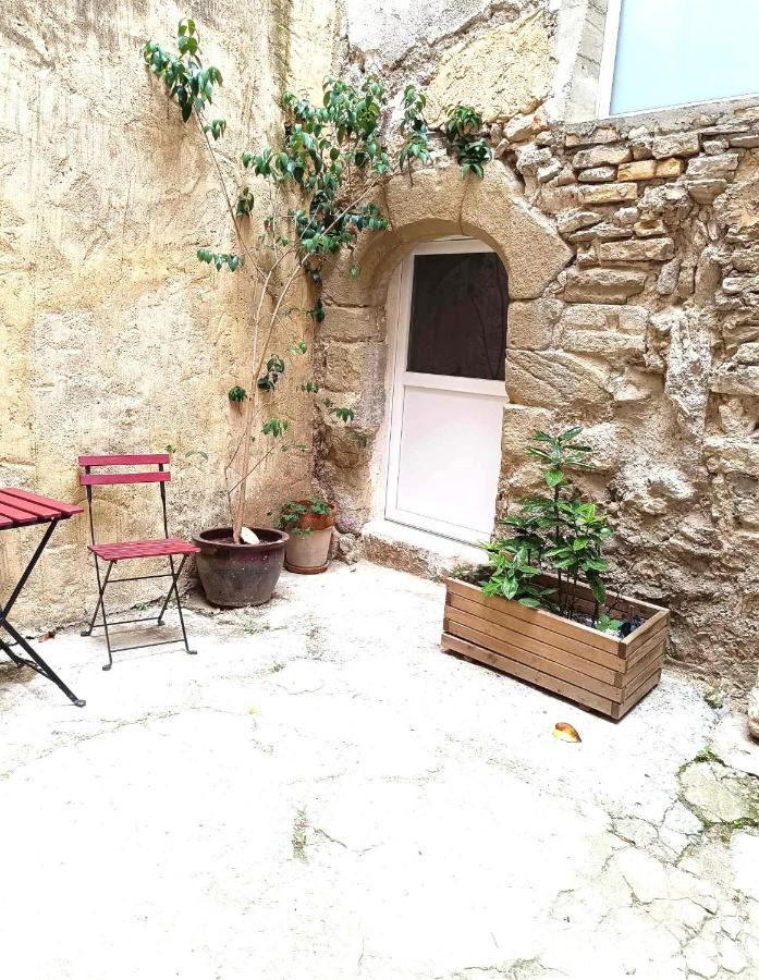 Appartement Centre L'Isle Sur La Sorgue Eksteriør billede